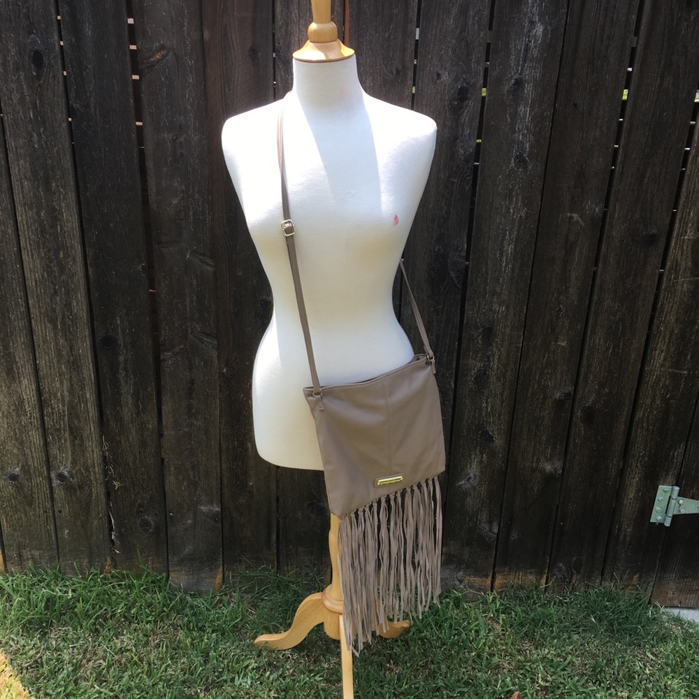 Crossbody Steve Madden purse